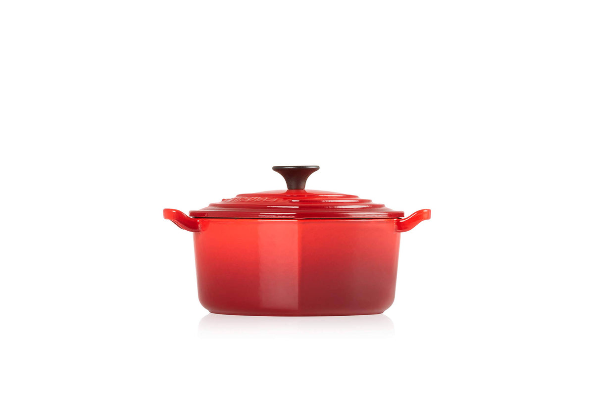 Enameled Cast-Iron 2-Quart Heart Casserole Red Z66543
