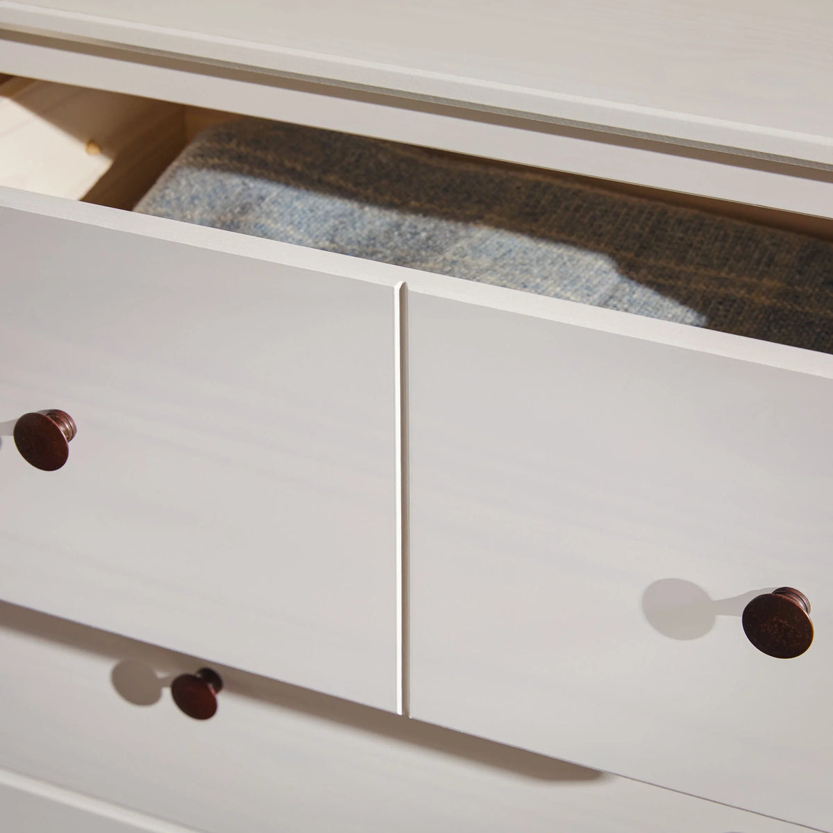 6 Drawer Solid Wood Dresser A971023