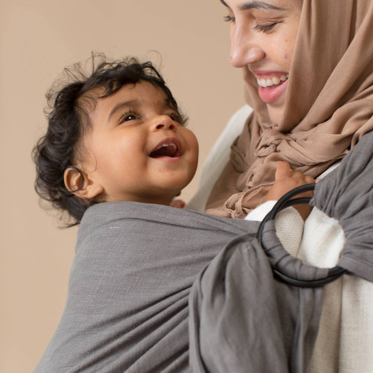 Ring Sling Baby Carrier F784031