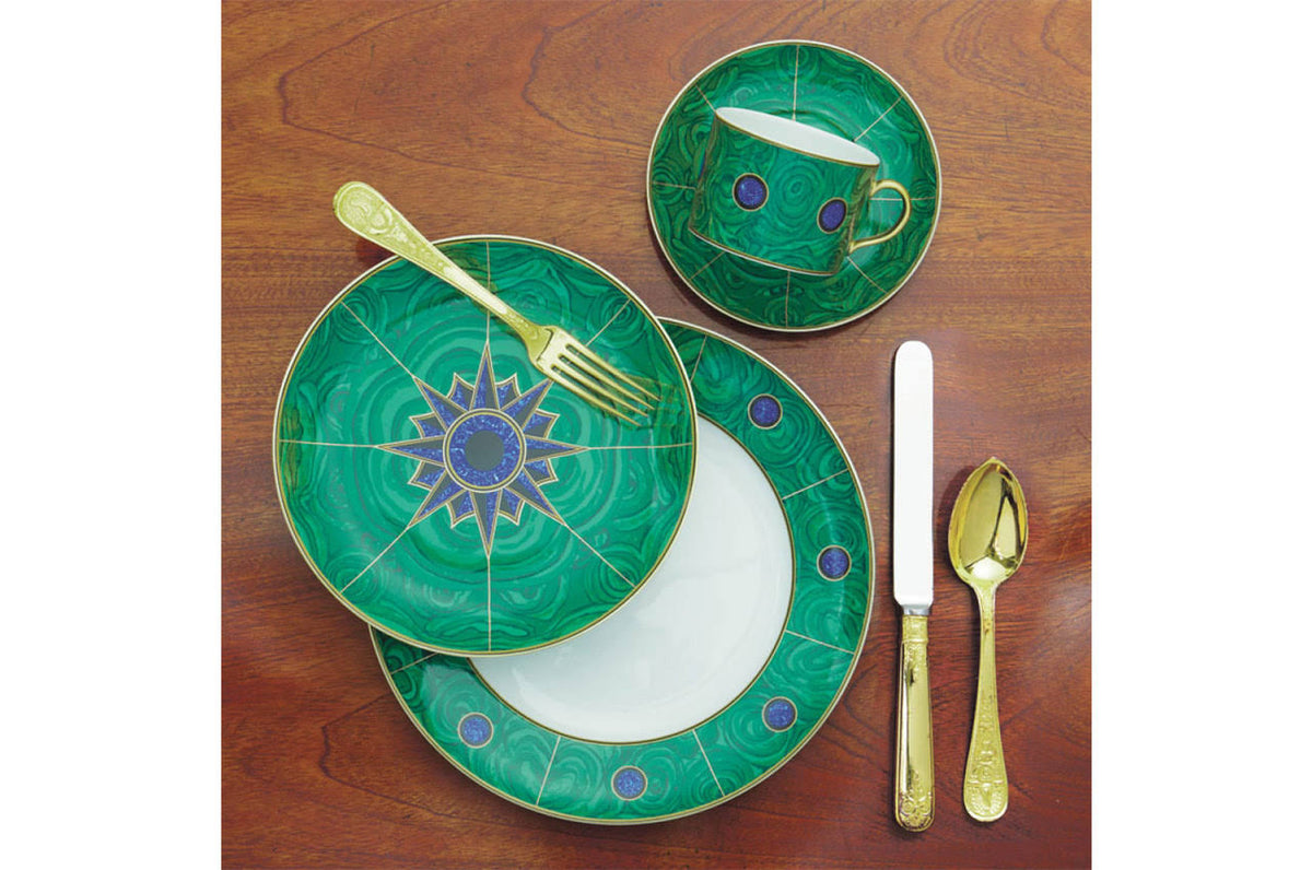 4 Piece Place Setting R109638