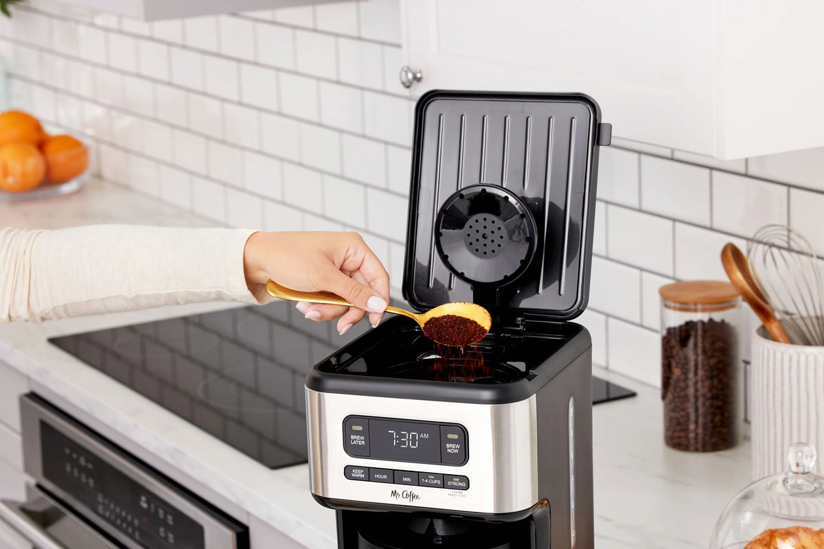 14 Cup Programmable Coffee Maker Y587