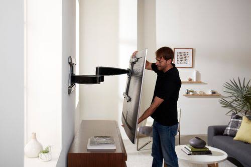 Swivel TV Wall Mount for 42x22 - 90x22 TVs Q2118