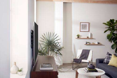 Swivel TV Wall Mount for 42x22 - 90x22 TVs Q2118
